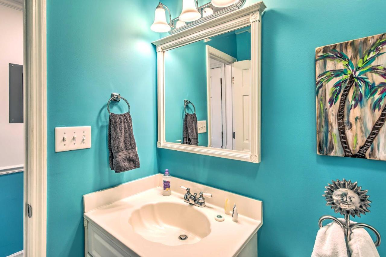 Surfside Beach Escape With Pool - Walk To Ocean! Myrtle Beach Eksteriør billede