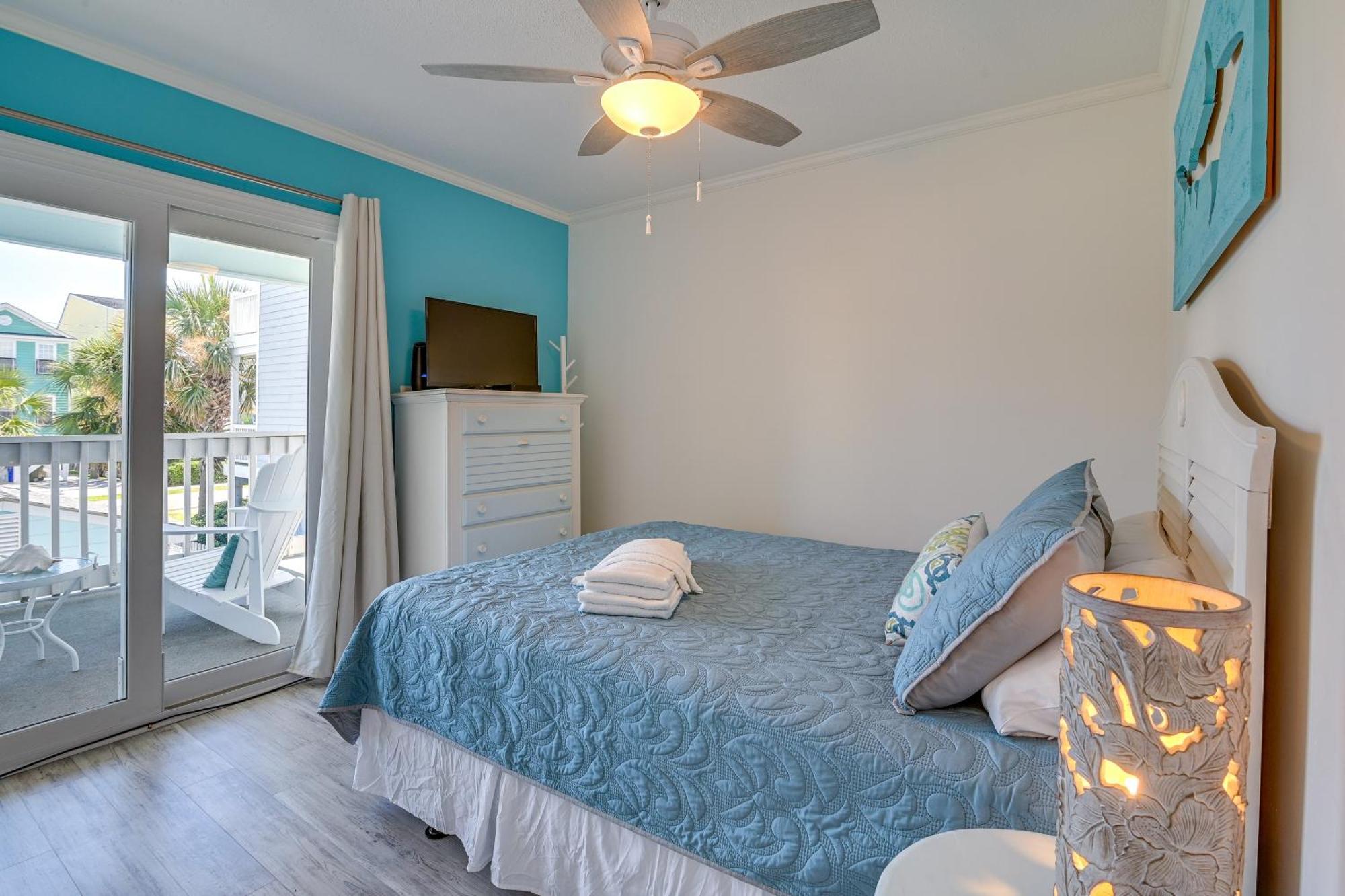 Surfside Beach Escape With Pool - Walk To Ocean! Myrtle Beach Eksteriør billede